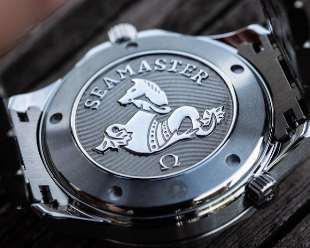 2018 Replica Uhren Omega Seamaster Professional Diver 300M Keramik Blaues Zifferblatt 41.5mm