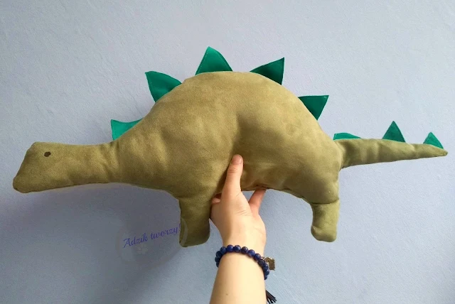 DIY przytulanka dinozaur jak uszyć - Adzik tworzy