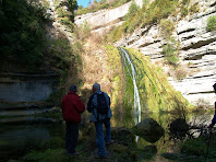 Contemplant el Salt del Gorg Negre