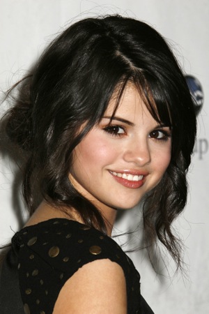 selena gomez hair up. selena gomez hair short and