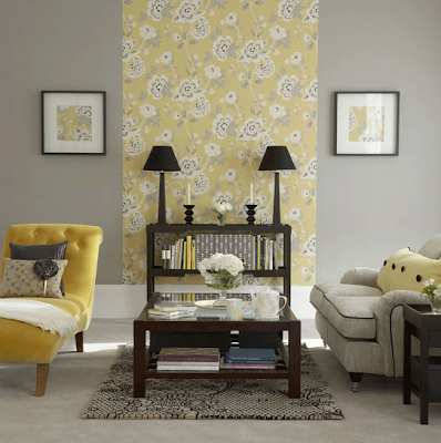 floral wallpaper room. strip of floral wallpaper.