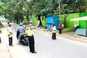 Beri Pelayanan ke Masyarakat, Satlantas Polres Enrekang Pengaturan Pagi di Jalan Sultan Hasanuddin 