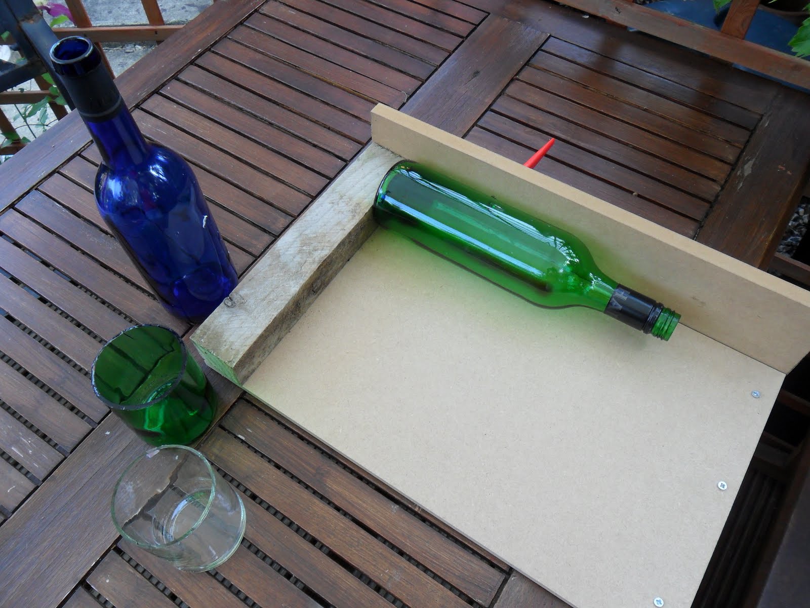 How to Make a Bottle Cutting Tool
