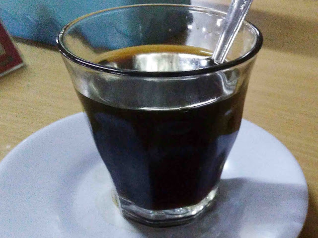 Dibalik Nikmatnya Kopi Hitam Ala Anak Kost