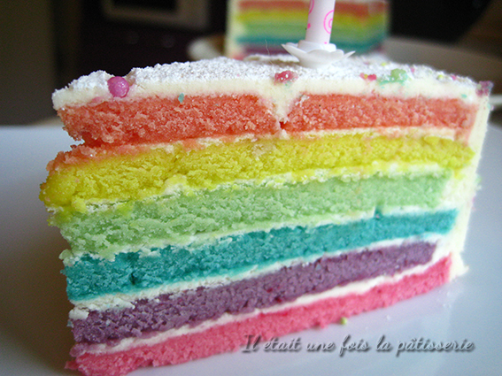 rainbow cake : gâteau arc-en-ciel