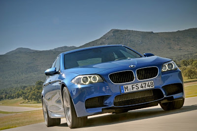 2012 BMW M5 Wallpaper