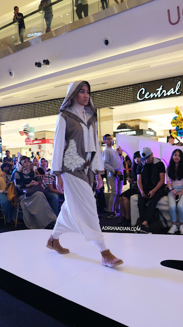 Neo In Style Fashion Show Runaway Neo Soho Mall Mozza Febyayusta