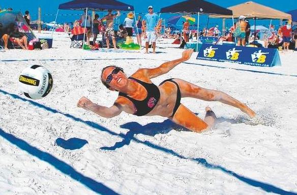 Beach Hours Daytime Activities At Clearwater Beach - Play Volleyball