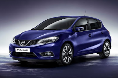 Nissan Pulsar (2015) Front Side