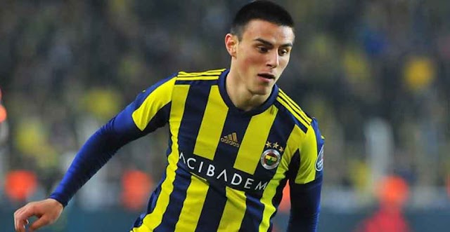 Borussia Dortmund beobachtet Eljif Elmas