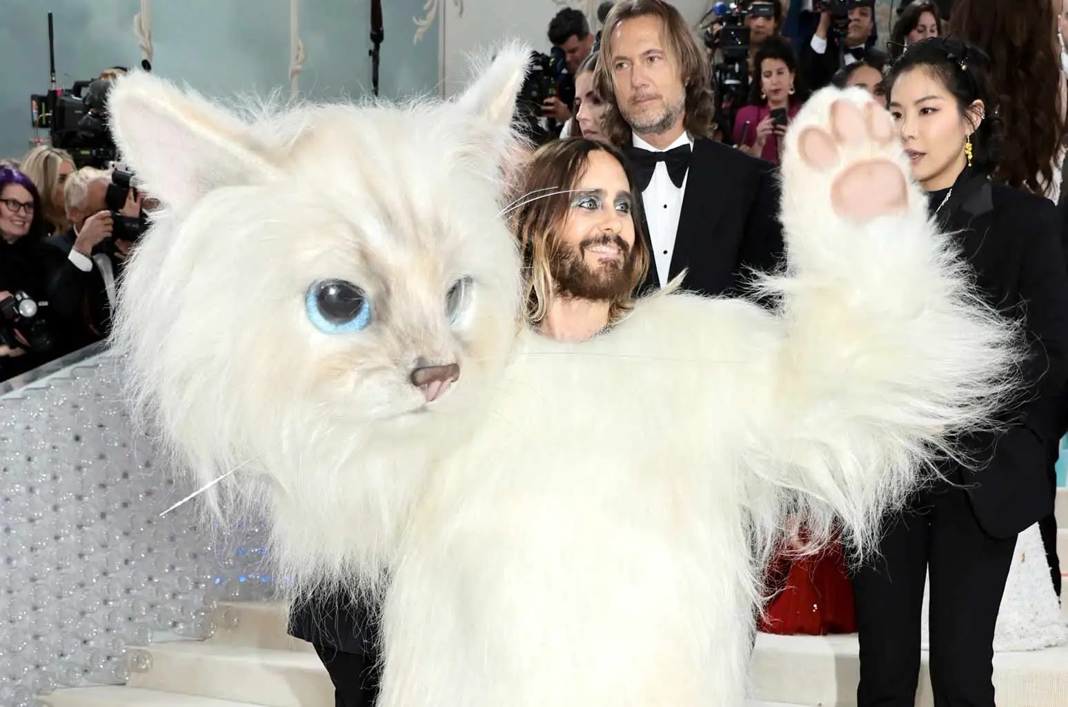Jared Leto Dresses as Giant Cat at Met Gala for Karl Lagerfeld Tribute