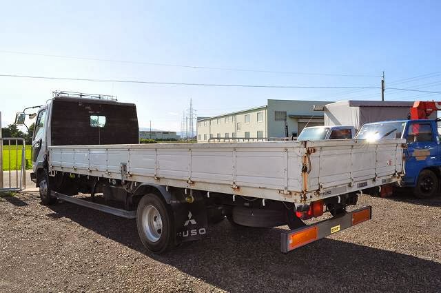 2002 Mitsubishi Fuso Fighter 4.15ton to Zambia - Dar es salaam