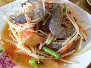 ส้มตำกุ้งแช่น้ำปลา