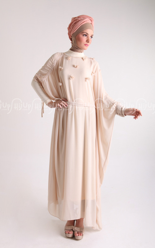  Model  Gaun atau Gamis Pesta  Muslimah Modern Lintas Informasi