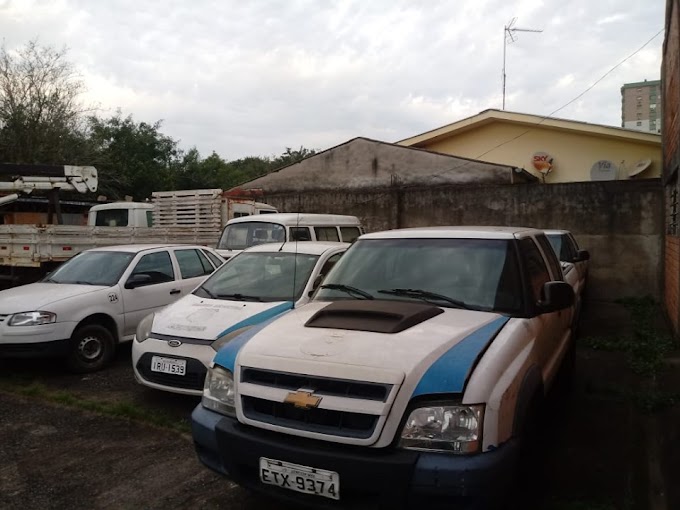 Prefeitura de Cachoeirinha vai leiloar carros, caminhões e outros bens
