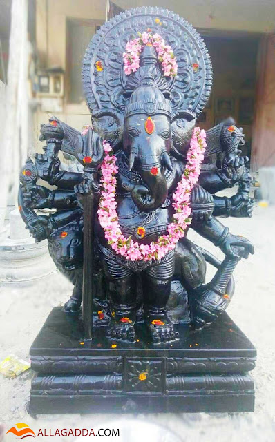 Lord Ganesh Statue work done by Sri Lakshmi Veera Bhadra Shilpa Kala Mandiram Allagadda