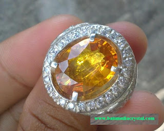 yellow safir