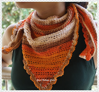 free crochet triangular scarf pattern