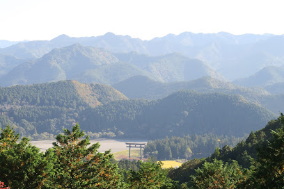 Hosshinmon-oji to Kumano Hongu Taisha on the Kumano Kodo Nakahechi Trail 