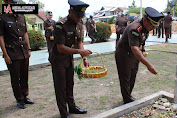 Kejaksaan Negeri Aceh Timur Ziarah Makam Pahlawan Dalam Rangka Hari Bhakti Adyaksa Ke 62 Dan Hut IAD ke XXII Tahun 2022
