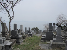 The tombstones and Hakodate bay...