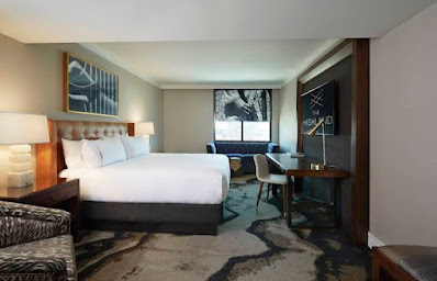 4-star hotel in Dallas