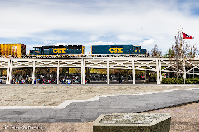 CSXT 2345 and CSXT 6902 at Tenn Map Plaza