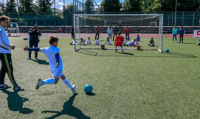 Finalizan clínicas de la Fundación Real Madrid en Puerto Montt