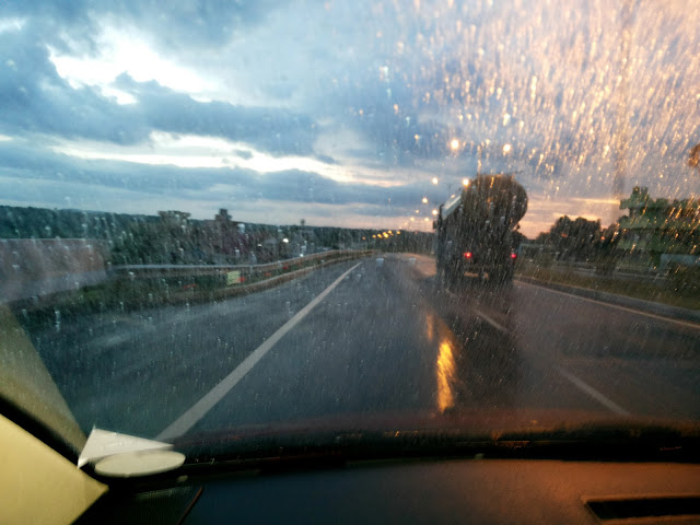  In spite of some heavy showers during  this stretch the lights on the route too the overal IndiaTravelDestinationsMap: Monsoon Road Trip of Western Ghats - 2013