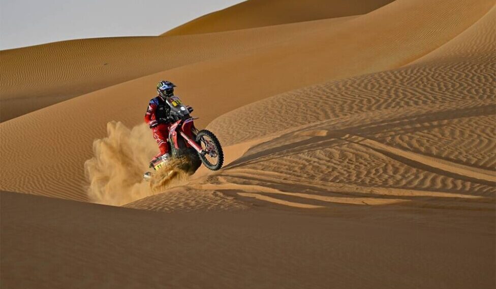 Dakar 2023: Nacho Cornejo consigue la victoria y Price se lleva la recompensa del Empty Quarter