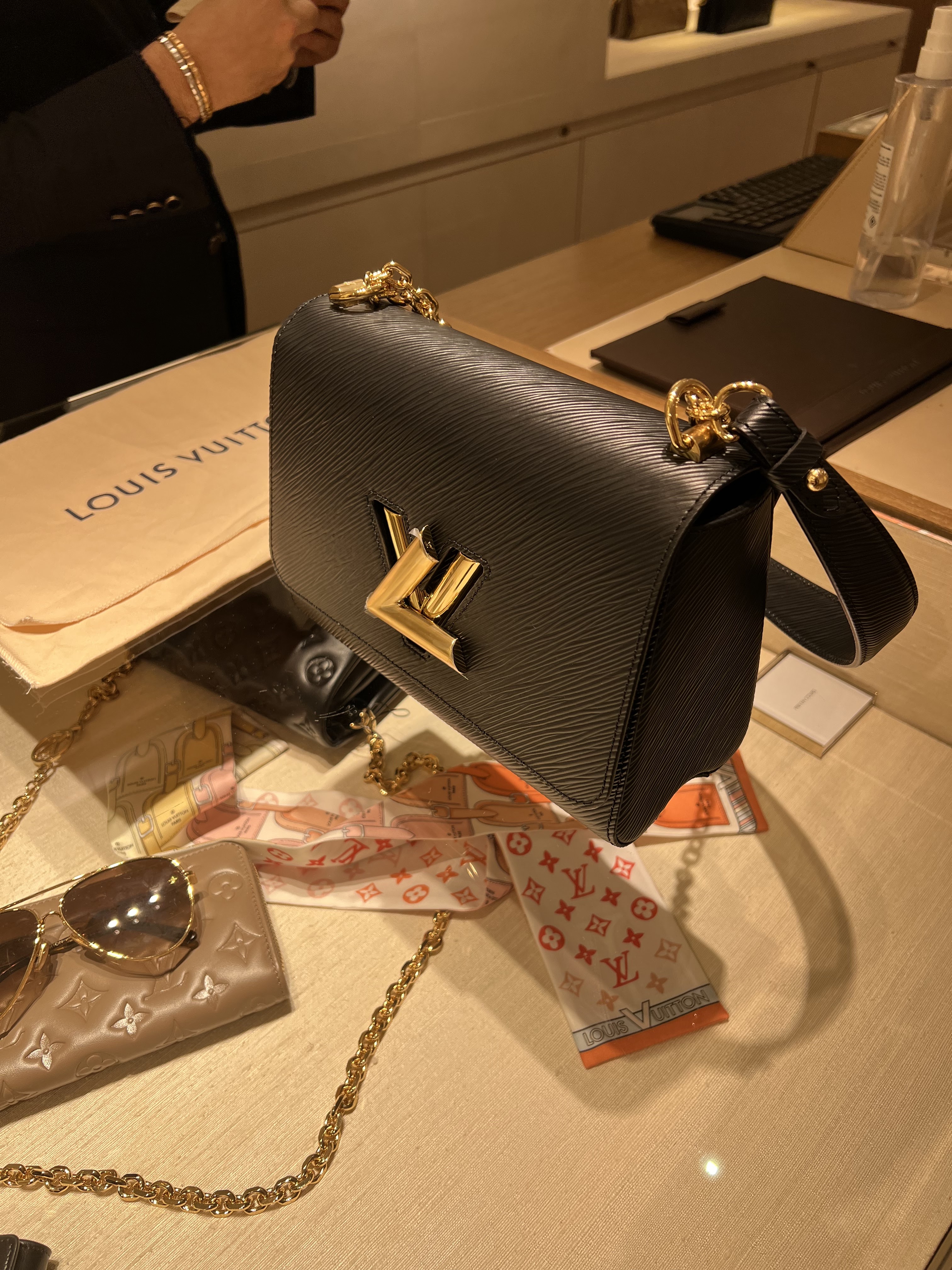Louis Vuitton Twist MM Bag - Louis Vuitton Avenue Montaigne - Paris - France - Adrienne Nguyen - Luxury shopping in Paris