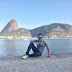 Matheus Gouveia curte feriado no Rio de Janeiro e reflete sobre carreira de modelo