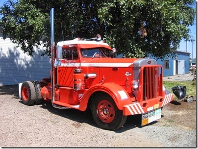 IMG_2643 1957 Peterbilt Model 280 Tractor at Antique Powerland in Brooks, Oregon on August 3, 2008