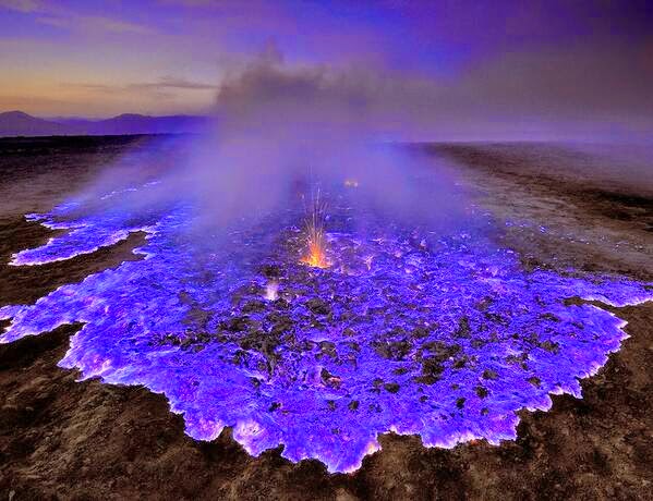 Spectacular Neon Blue  Lava  Pours From Indonesia s Kawah 