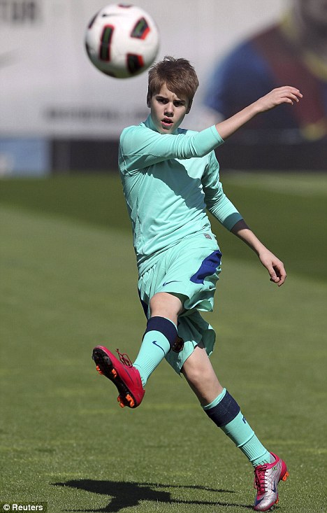 justin bieber playing soccer with ryan butler. oct justin bieber playing