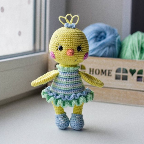 Crochet Chick Amigurumi - Free Pattern