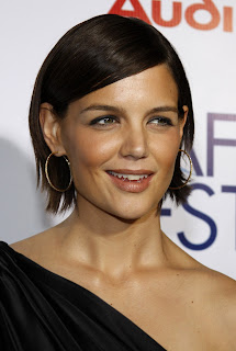 Katie Holmes Hairstyle 3 Katie Holmes long and loose hairstyles
