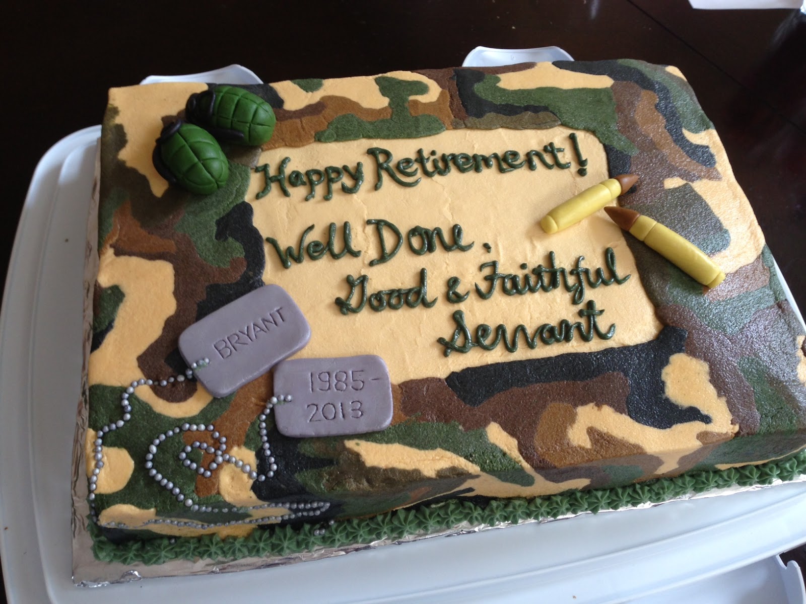 Joyce Gourmet: Army Retirement Cake