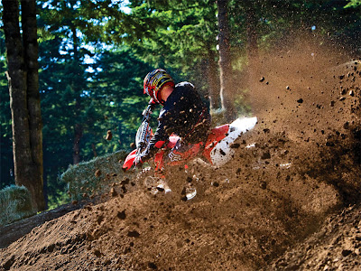 Honda CRF450R off-road photo