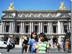 1685-Inka-and-Irza-at-Opera-National-de-Paris-Garnier