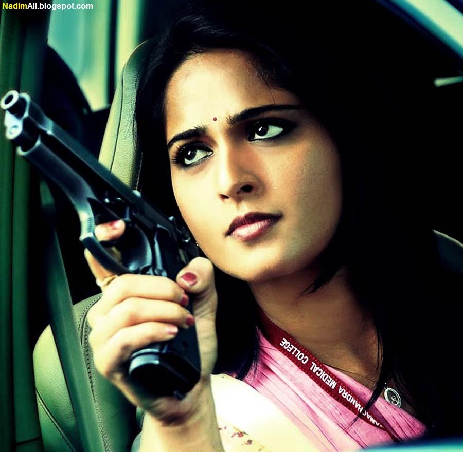 anushka-shetty-hot-2013