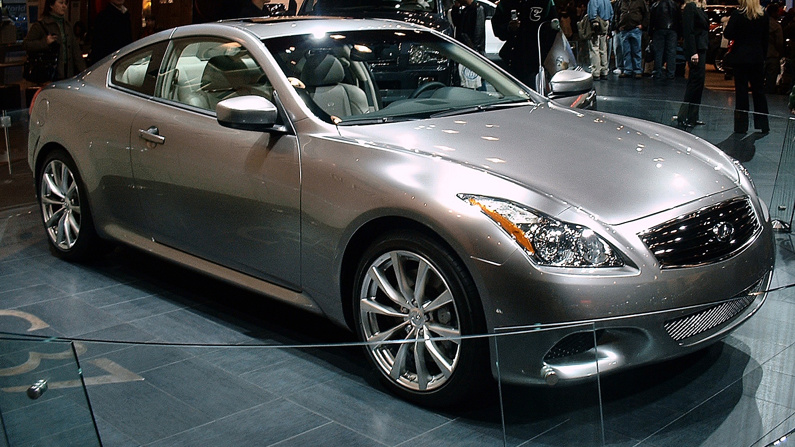 Infiniti - Populaire francais d'automobiles: 2010 Infiniti G37 Sedan