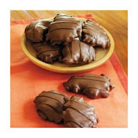 Milk chocolate and pecan turtle candy clusters