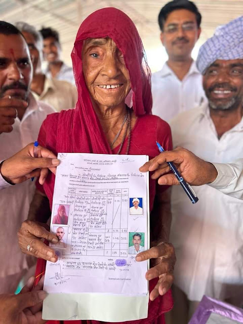 The land dispute of old woman Okhi Devi was resolved due to mutual consent in the camp.