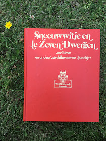 Cover Sneeuwwitje en de Zeven Dwergen - Lekturama Rotterdam