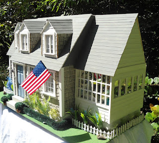 Skilcraft Cape Cod Dollhouse