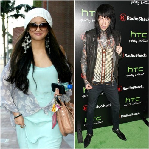 Brenda Song and Trace Cyrus Expecting Baby No 1 CelebrityBabyScoop 