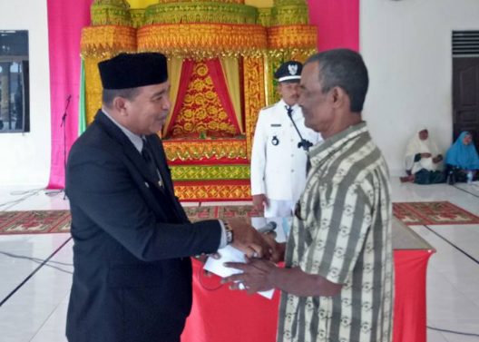 PENGAMBILAN SUMPAH JABATAN DAN PELANTIKAN GEUCHIK BANGKA JAYA KECAMATAN DEWANTARA ACEH UTARA