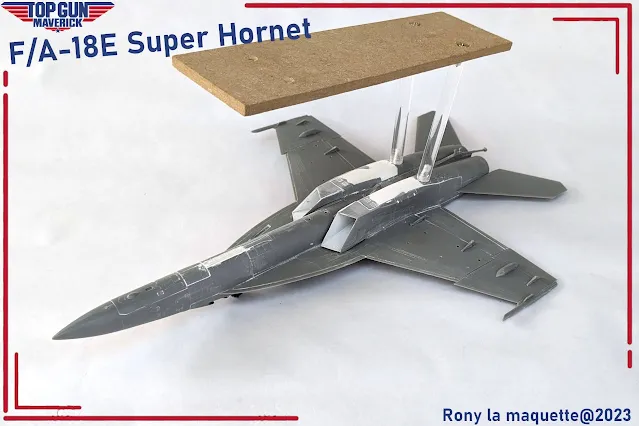 Maquette du F/A-18E Super-Hornet de Top Gun : Maverick