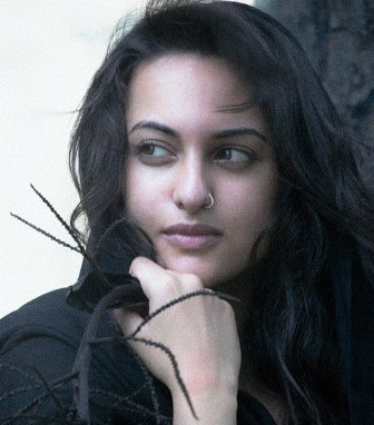 Hot Wallpaper Of Sonakshi Sinha. Sonakshi Sinha Hot Wallpapers,